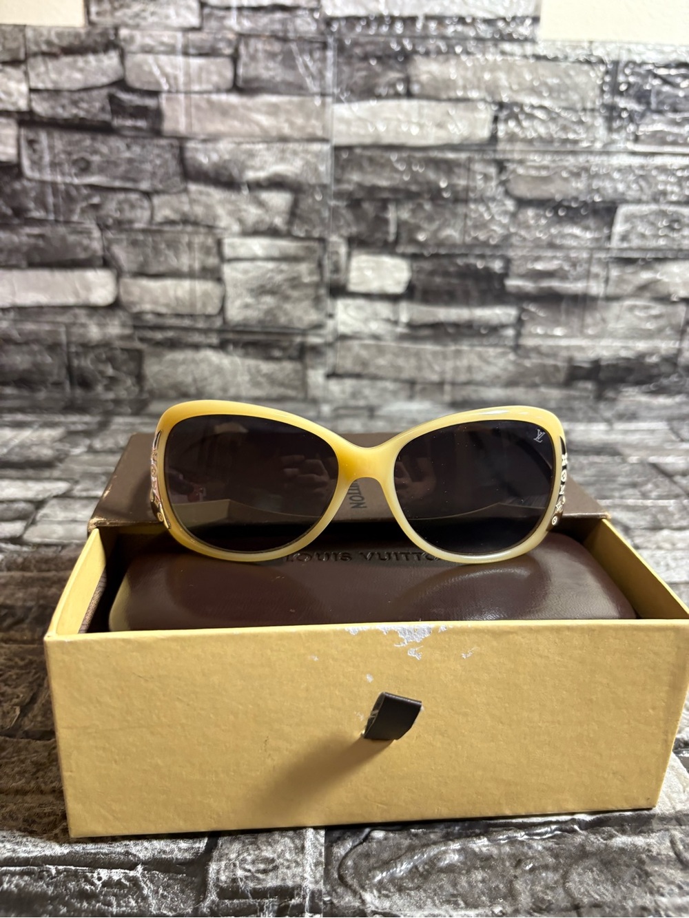 Louis Vuitton Yellow Women's Sunglasses with Dark Lenses